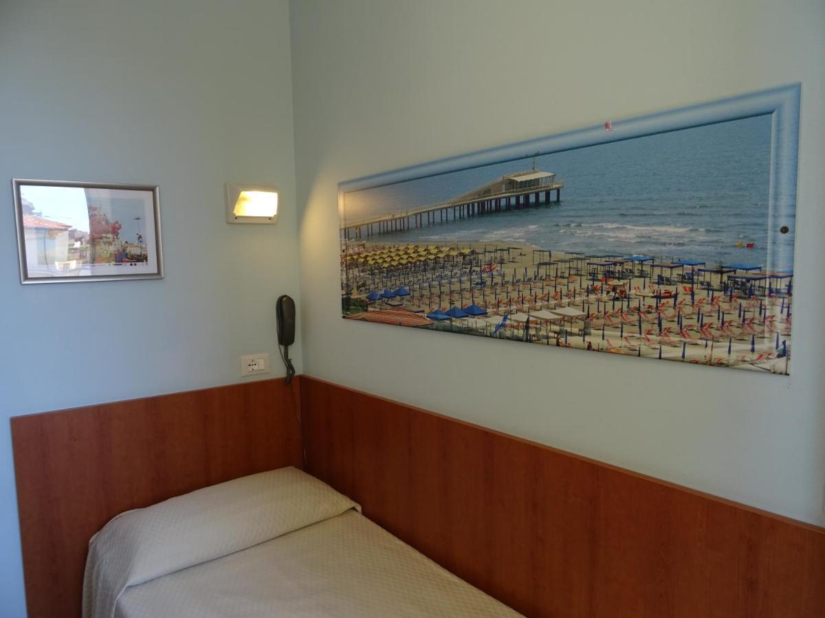 Dependance Dell'Hotel Sole E Mare Lido di Camaiore Esterno foto
