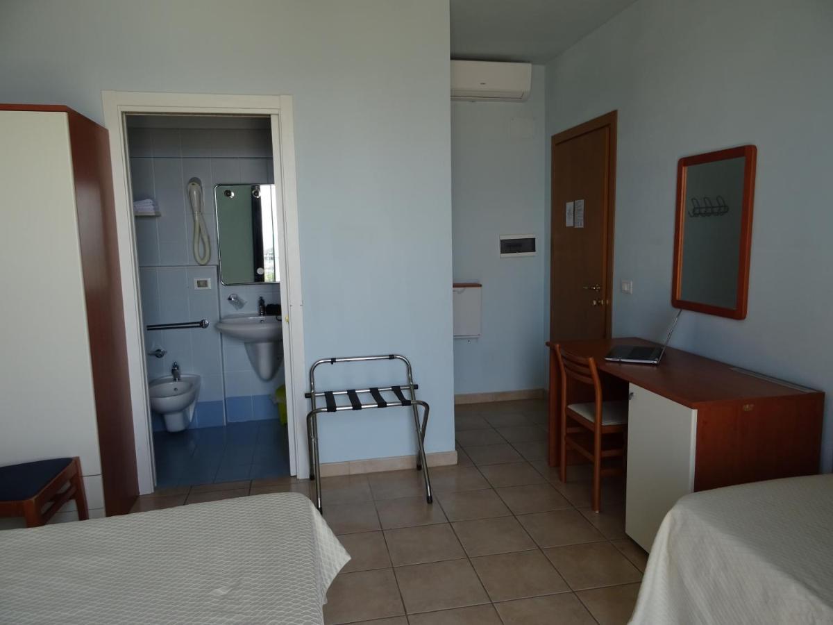 Dependance Dell'Hotel Sole E Mare Lido di Camaiore Esterno foto