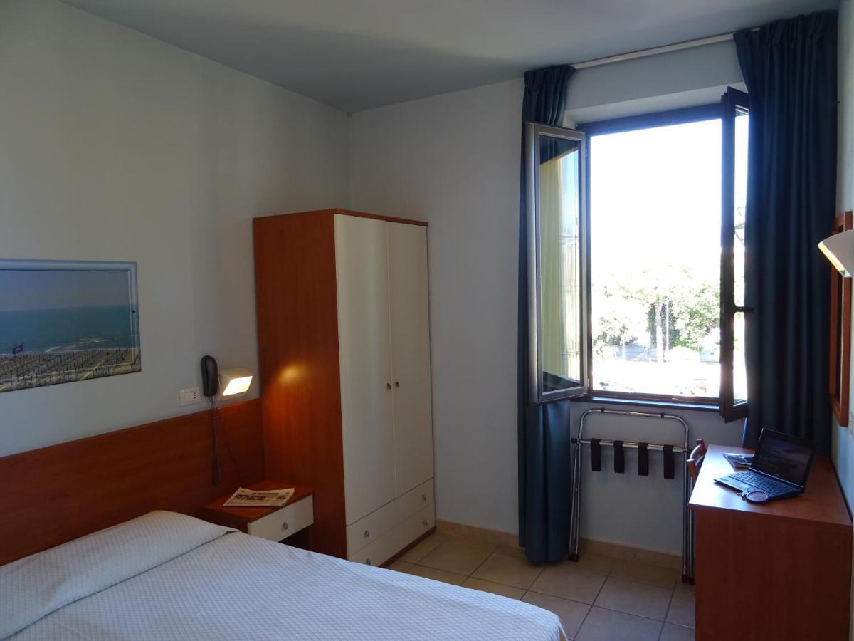 Dependance Dell'Hotel Sole E Mare Lido di Camaiore Esterno foto