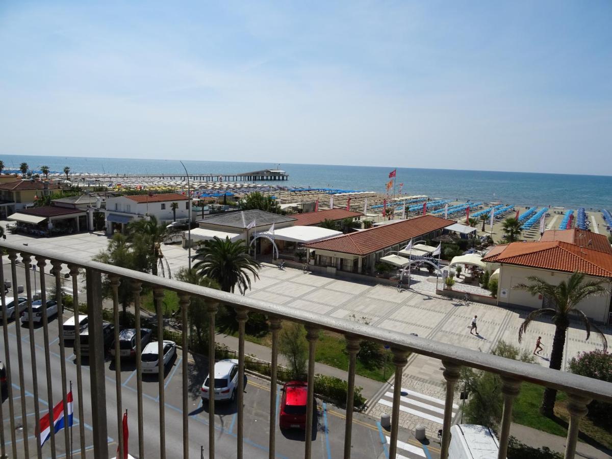 Dependance Dell'Hotel Sole E Mare Lido di Camaiore Esterno foto