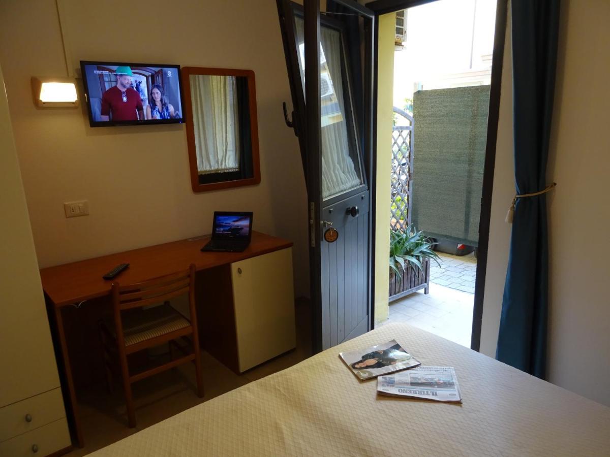 Dependance Dell'Hotel Sole E Mare Lido di Camaiore Esterno foto