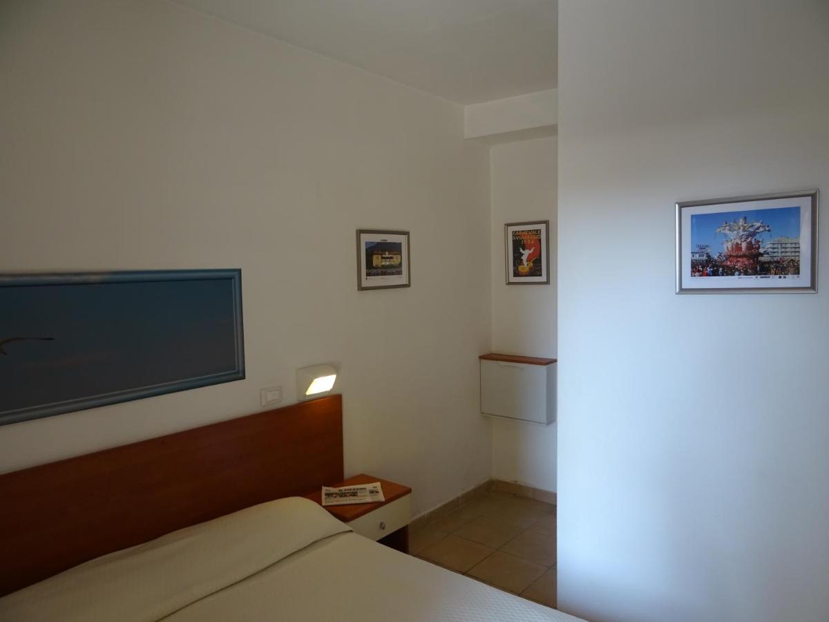Dependance Dell'Hotel Sole E Mare Lido di Camaiore Esterno foto